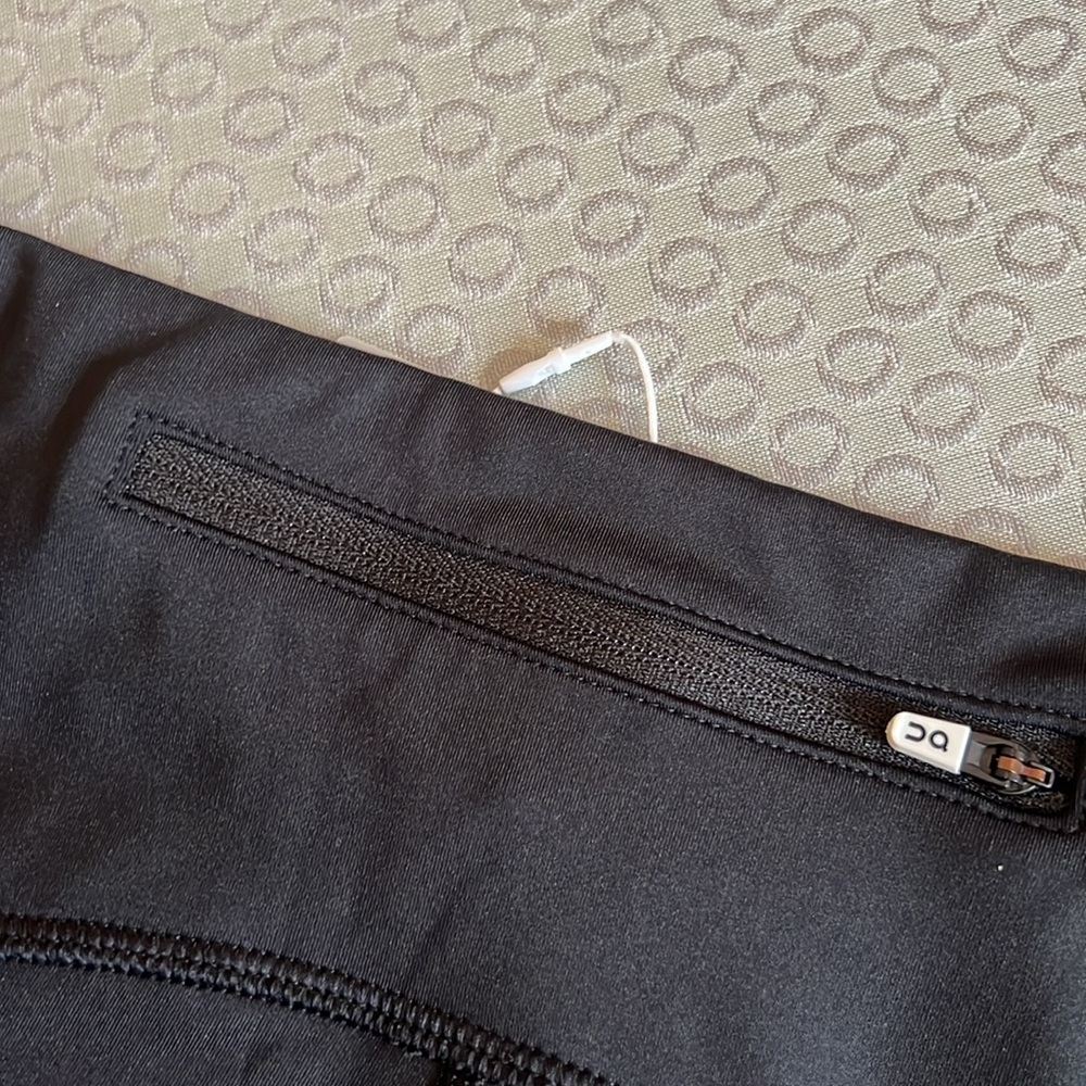 On Cloud Run Performance Tights 7/8 - Picture 8 of 16
